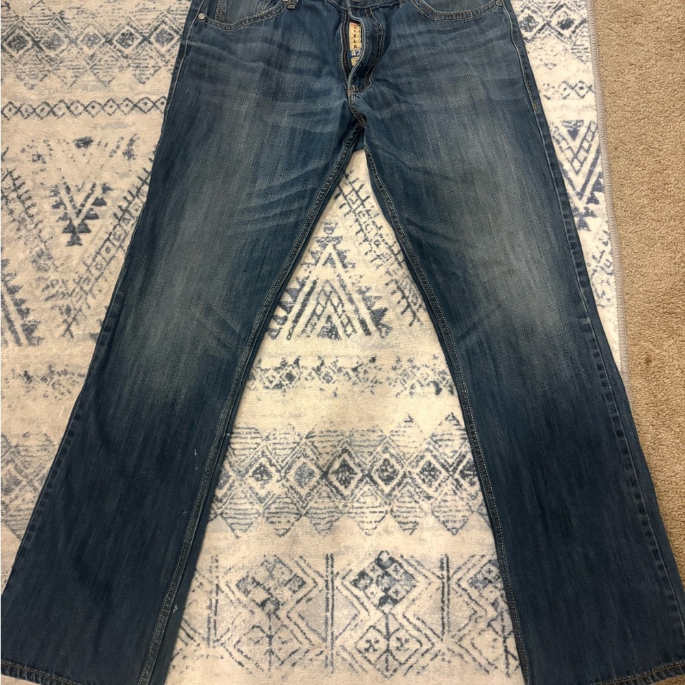 Men's Classic Blue Straight-Leg Jeans